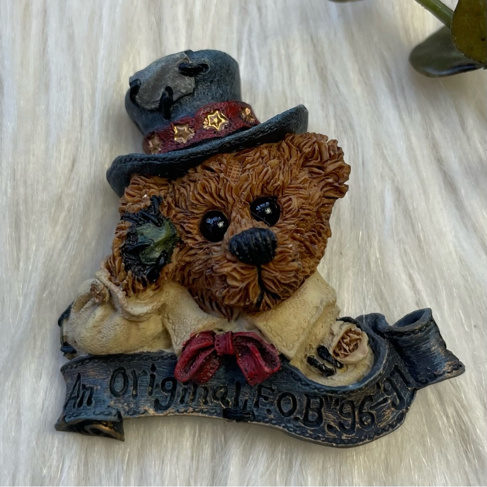 Vintage teddy bear brooch